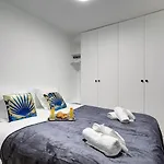 Bluestay 299 - Superb In * Paris